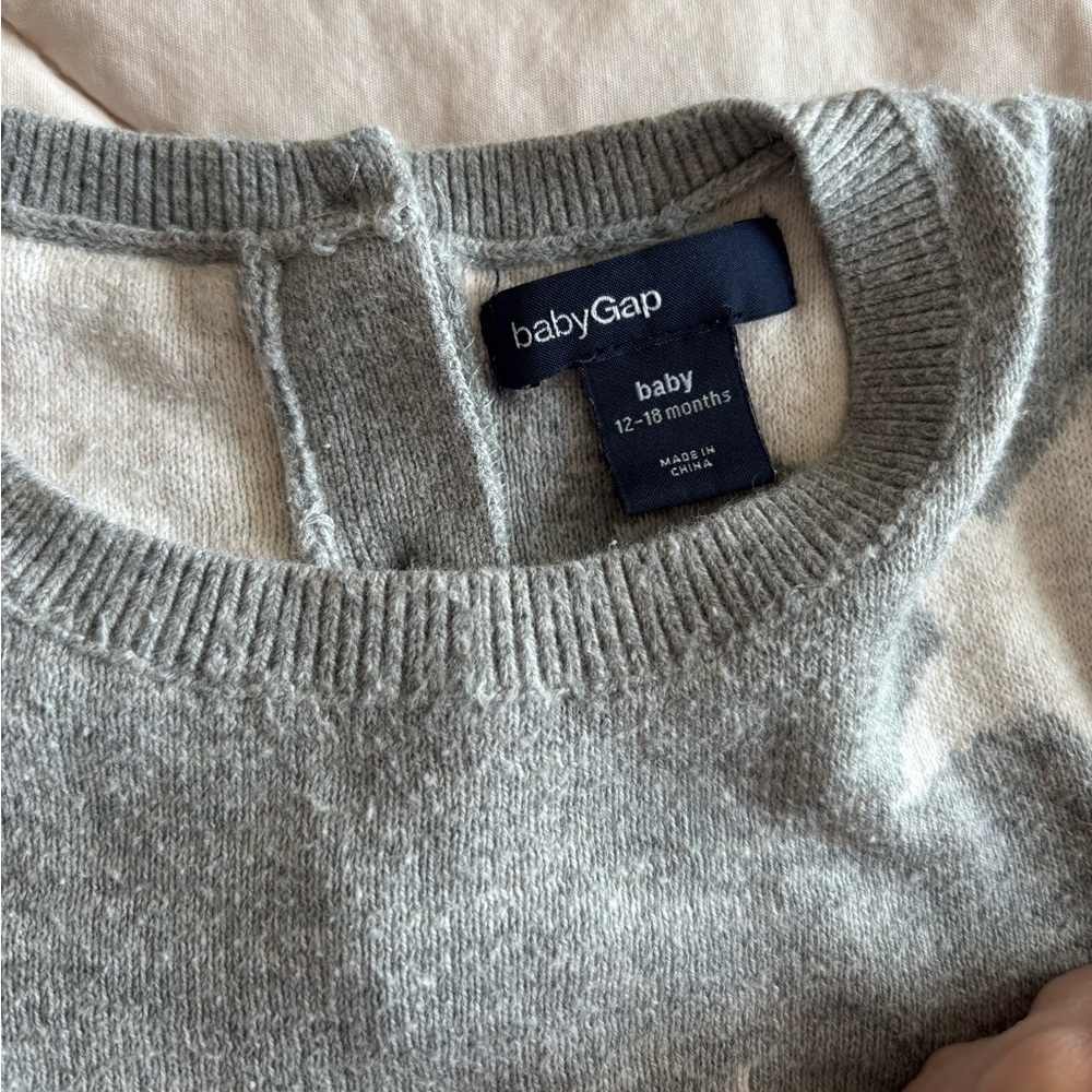 Baby Gap Girls' Stars Sweater Dress‎ Size 12-18M - Picture 3 of 4